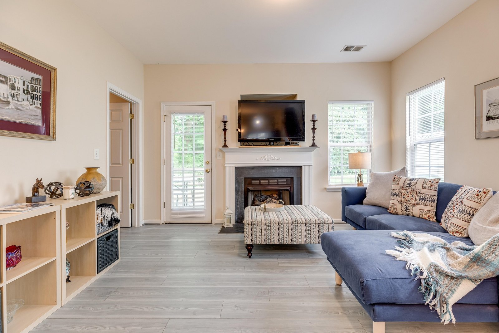 clutter free home